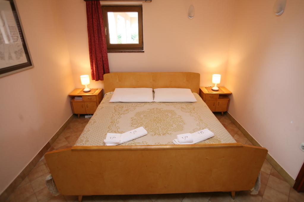 Apartments Neda - Porec South Zimmer foto