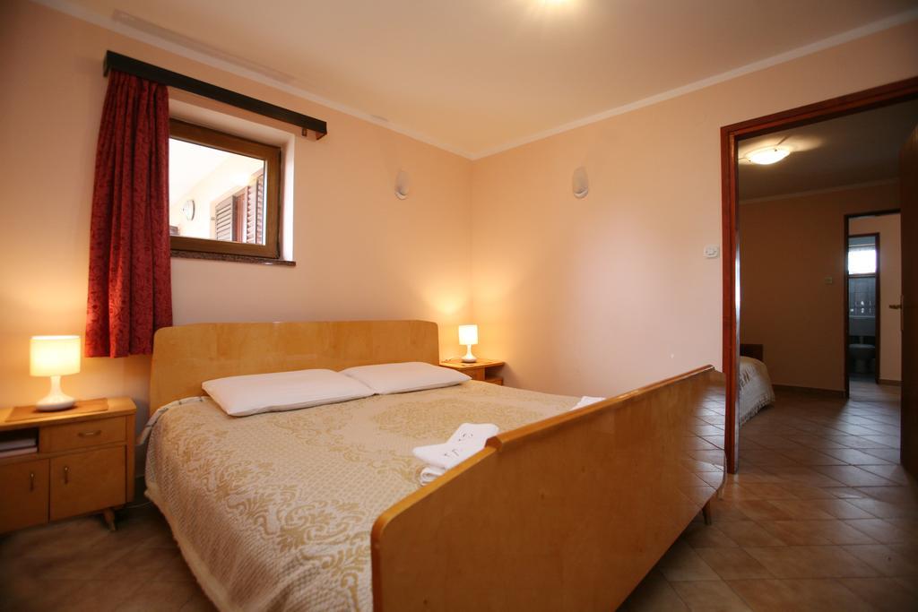 Apartments Neda - Porec South Zimmer foto