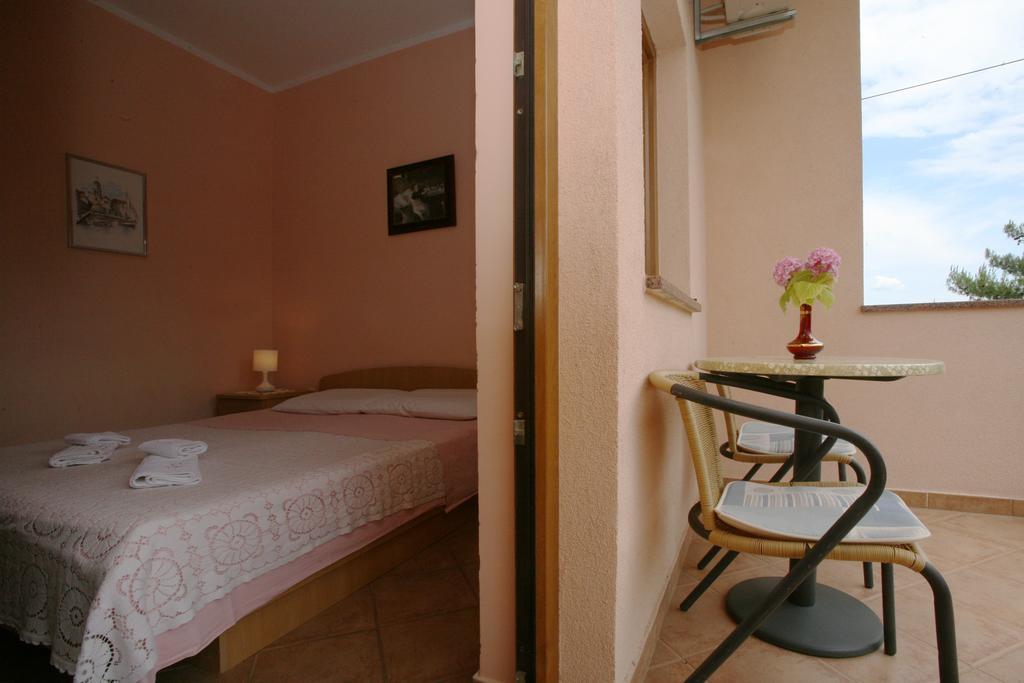 Apartments Neda - Porec South Zimmer foto